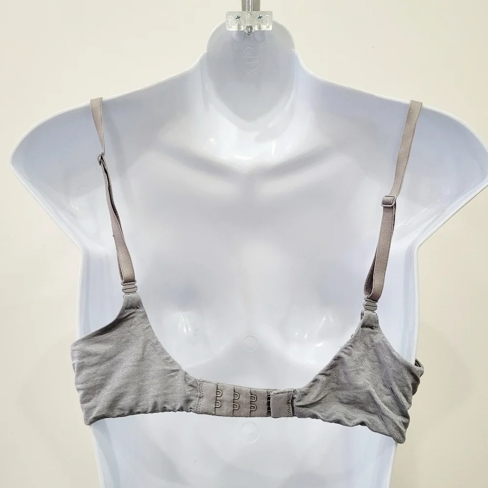 Victoria's Secret Perfect Shape Grey Wire Bra Size: 34C - Picture 4 of 9